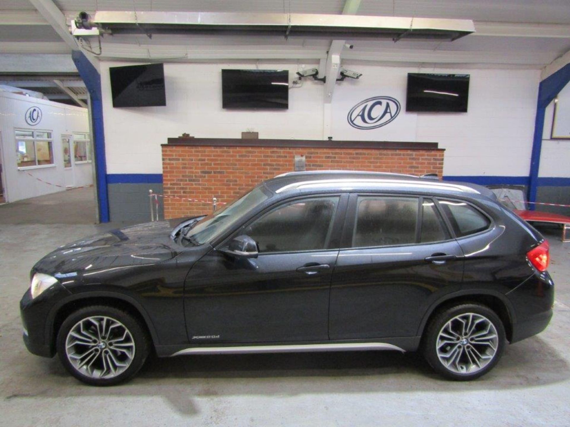 14 14 BMW X1 XDrive 20D XLine Auto - Image 8 of 25