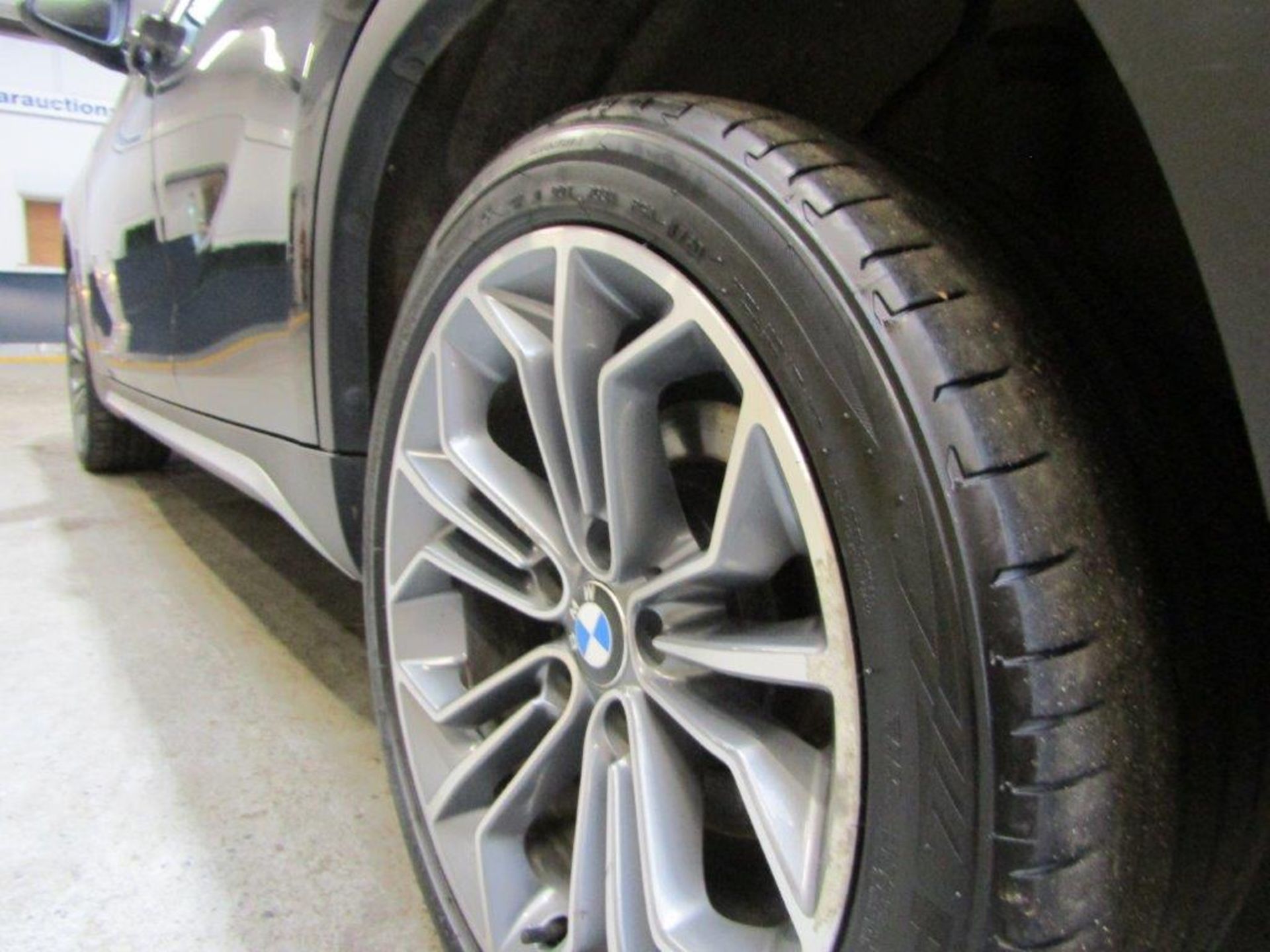 14 14 BMW X1 XDrive 20D XLine Auto - Image 17 of 25