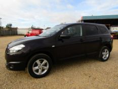 12 12 Nissan Qashqai Visia +2 DCi