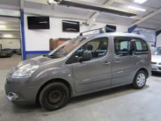 08 08 Peugeot Partner Tepee S HSI