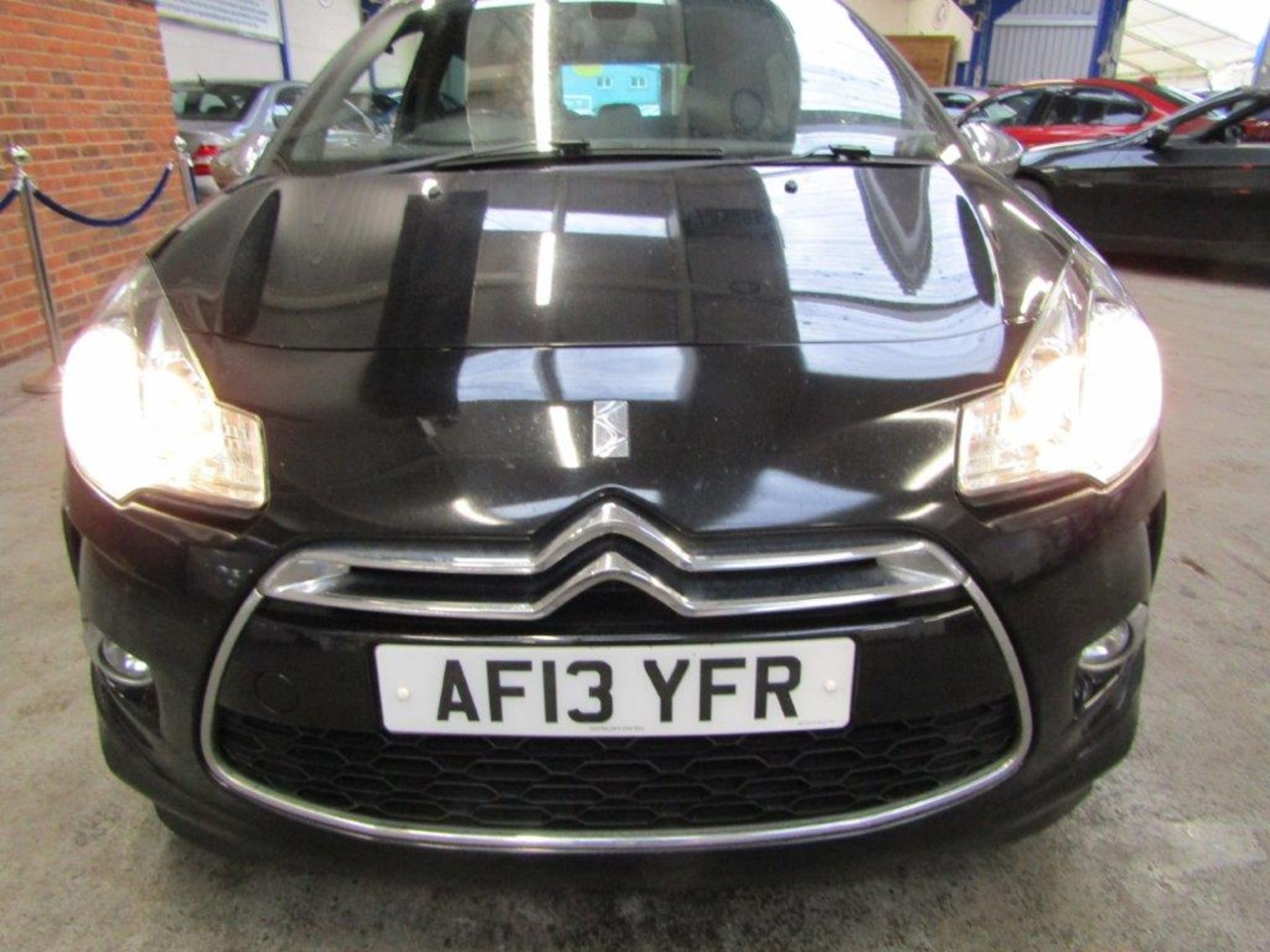 13 13 Citroen DS3 Airdream DSport - Image 2 of 24