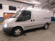 12 12 Ford Transit 125 T350 Trend