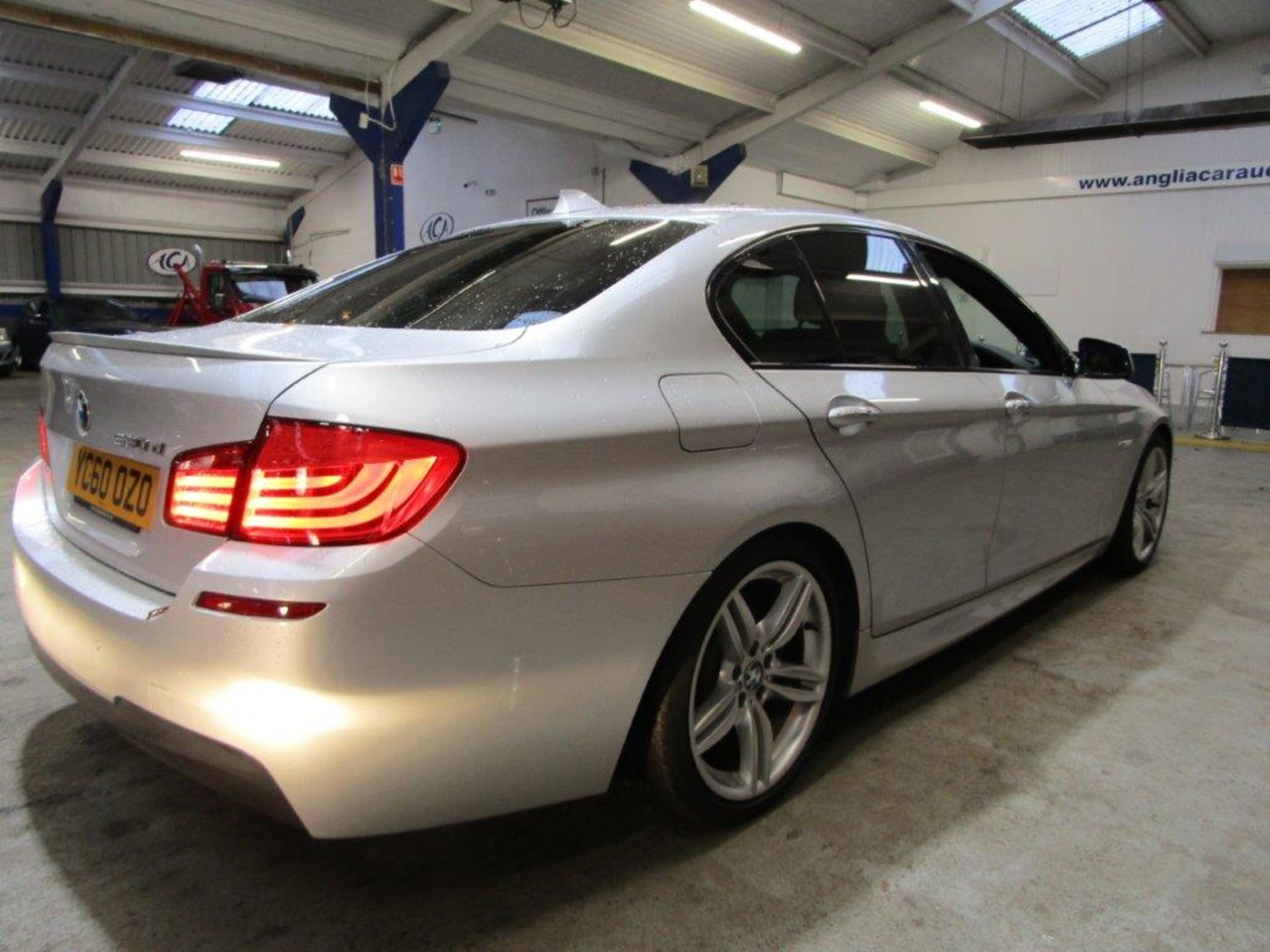 60 10 BMW 530D M Sport Auto - Image 14 of 29