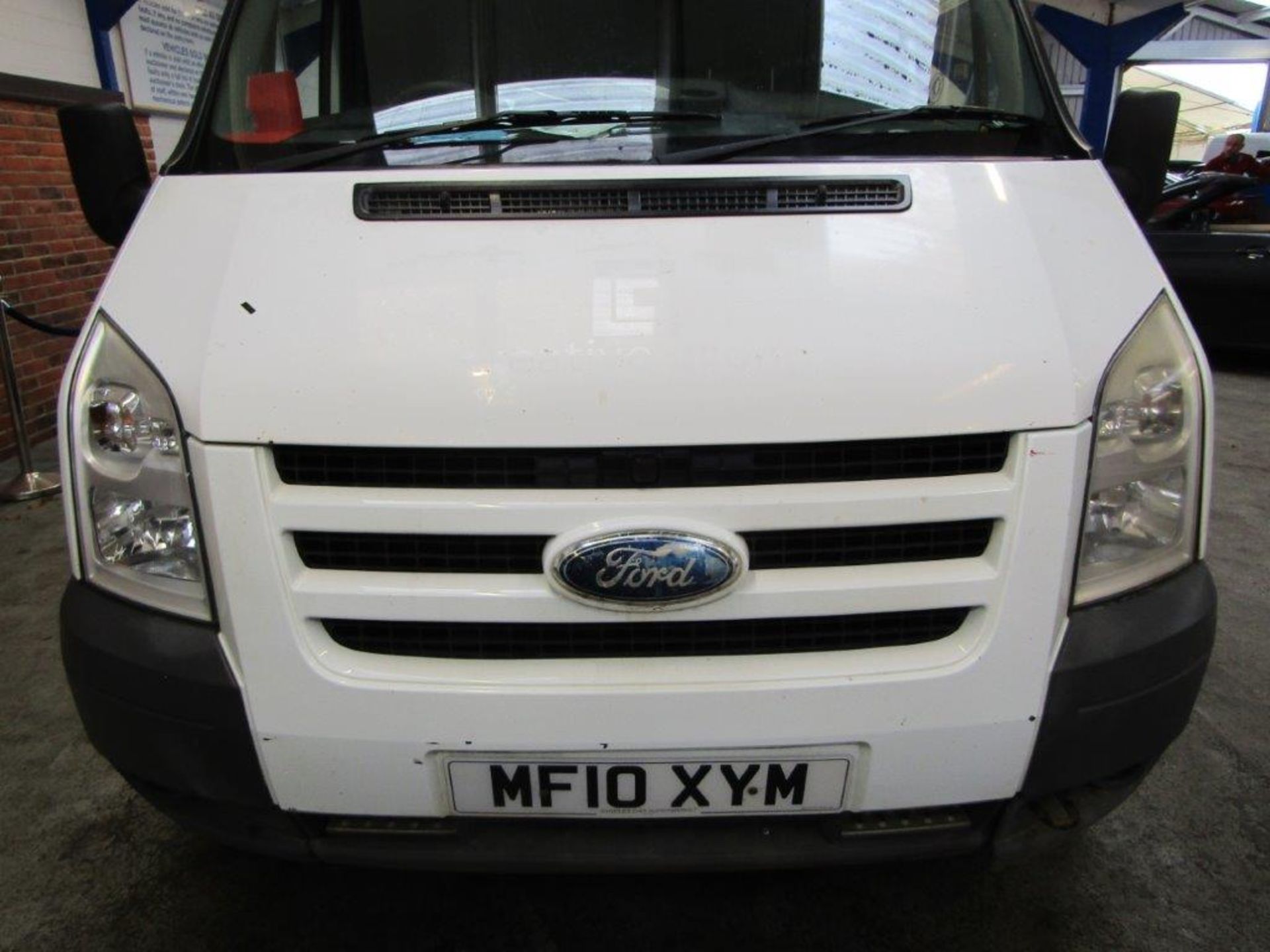 10 10 Ford Transit 115 T300L Trend R - Image 3 of 36