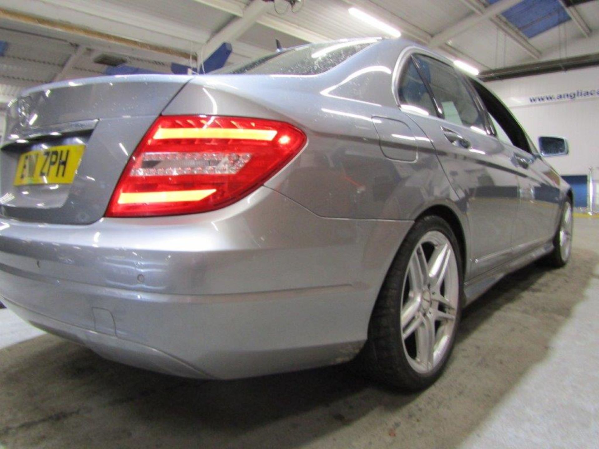 11 11 Merc C220 Sport CDI Blue - Image 17 of 21