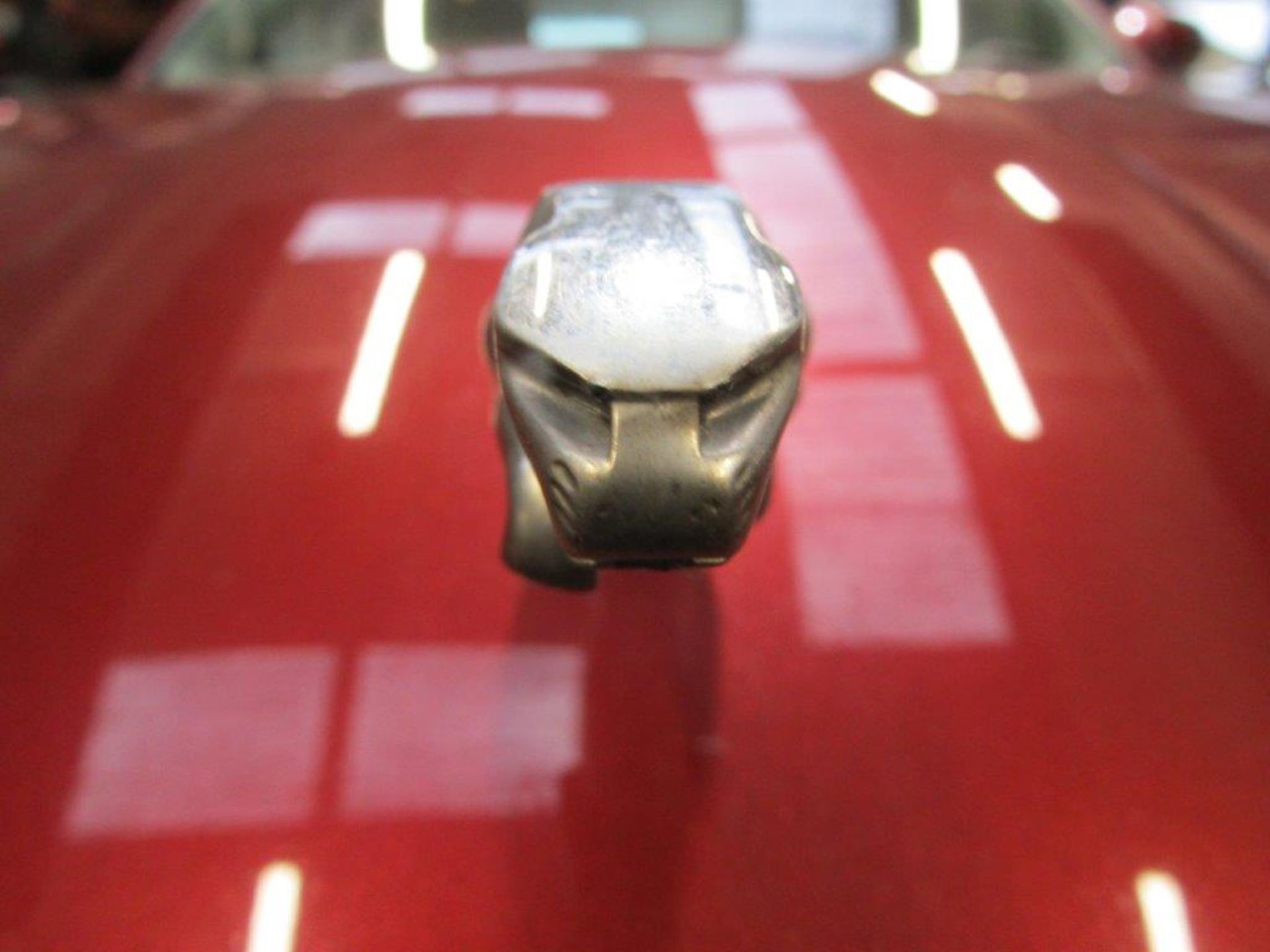 54 04 Jaguar XJ8 V8 SE Auto - Image 29 of 32
