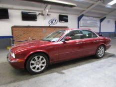 54 04 Jaguar XJ8 V8 SE Auto