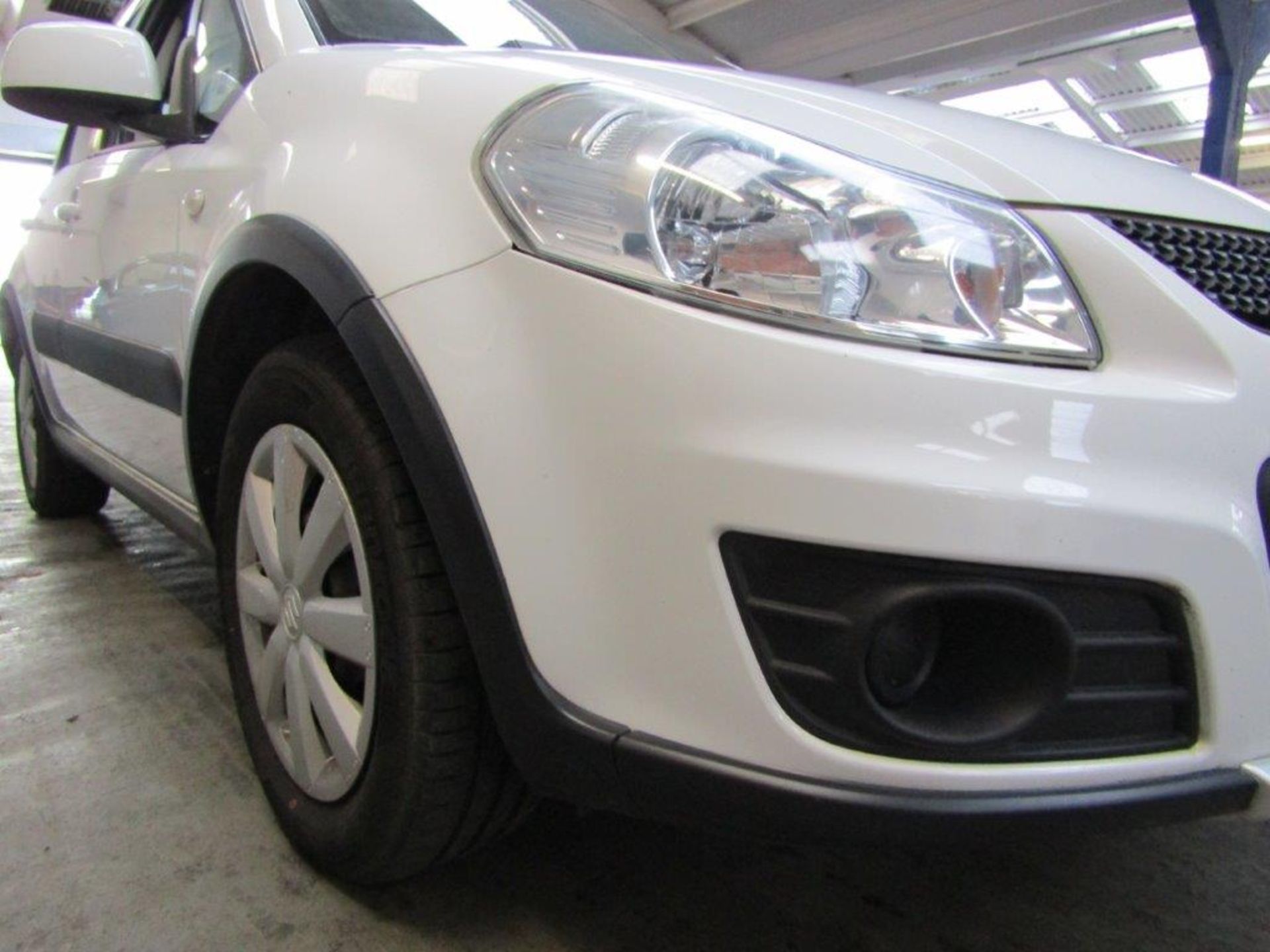 14 14 Suzuki SX4 SZ3 - Image 17 of 23