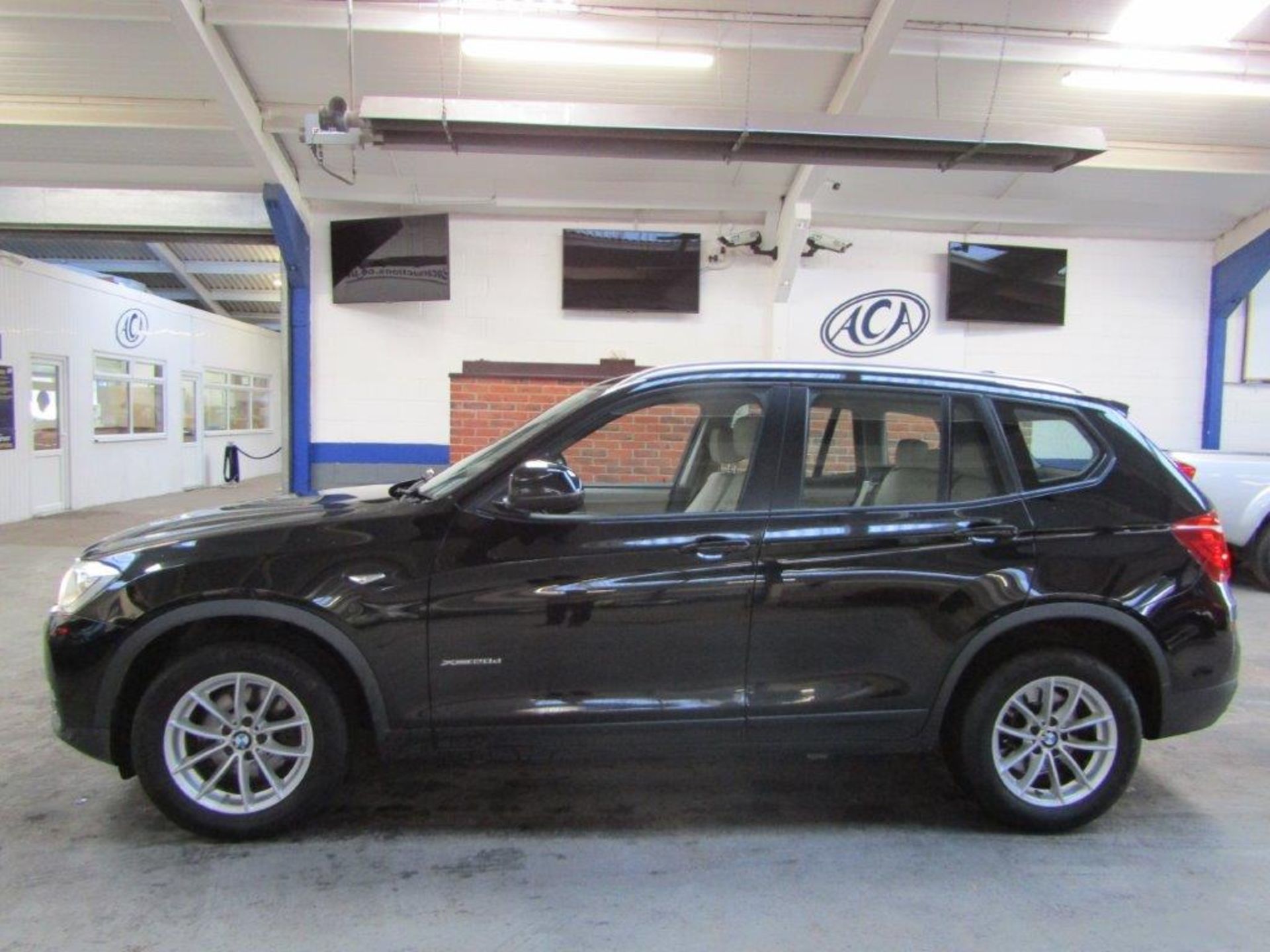 64 14 BMW X3 XDrive 20D SE Auto - Image 3 of 29