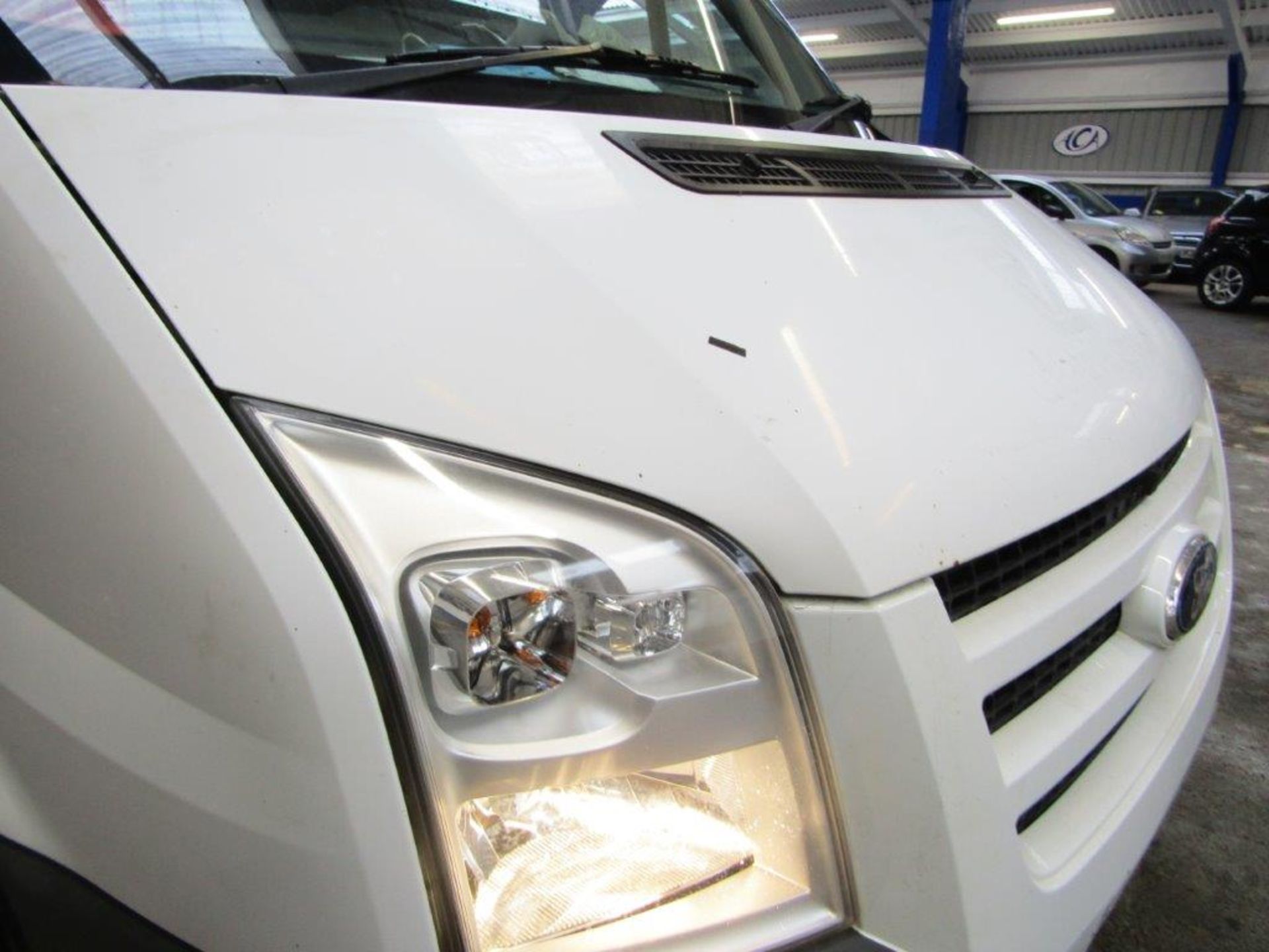 10 10 Ford Transit 115 T300L Trend R - Image 5 of 36