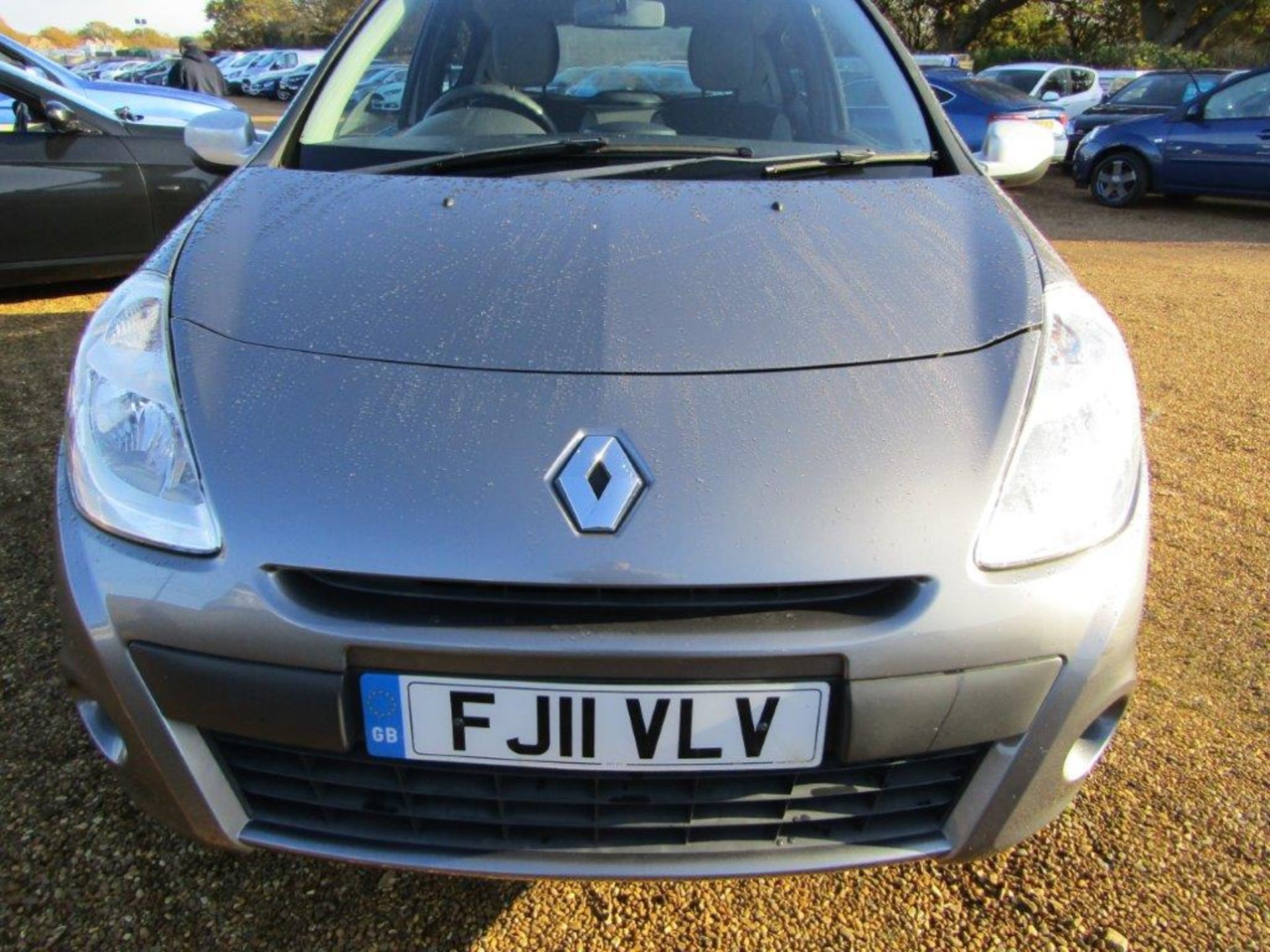 11 11 Renault Clio Bizu - Image 2 of 22