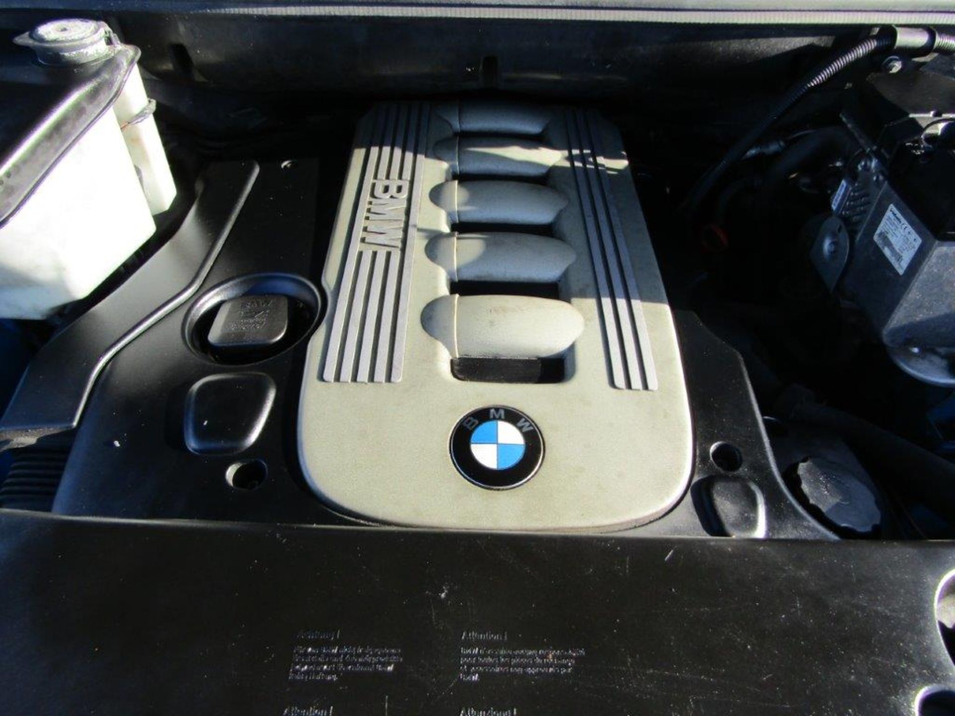 04 04 BMW X5 Sport D Auto - Image 21 of 28