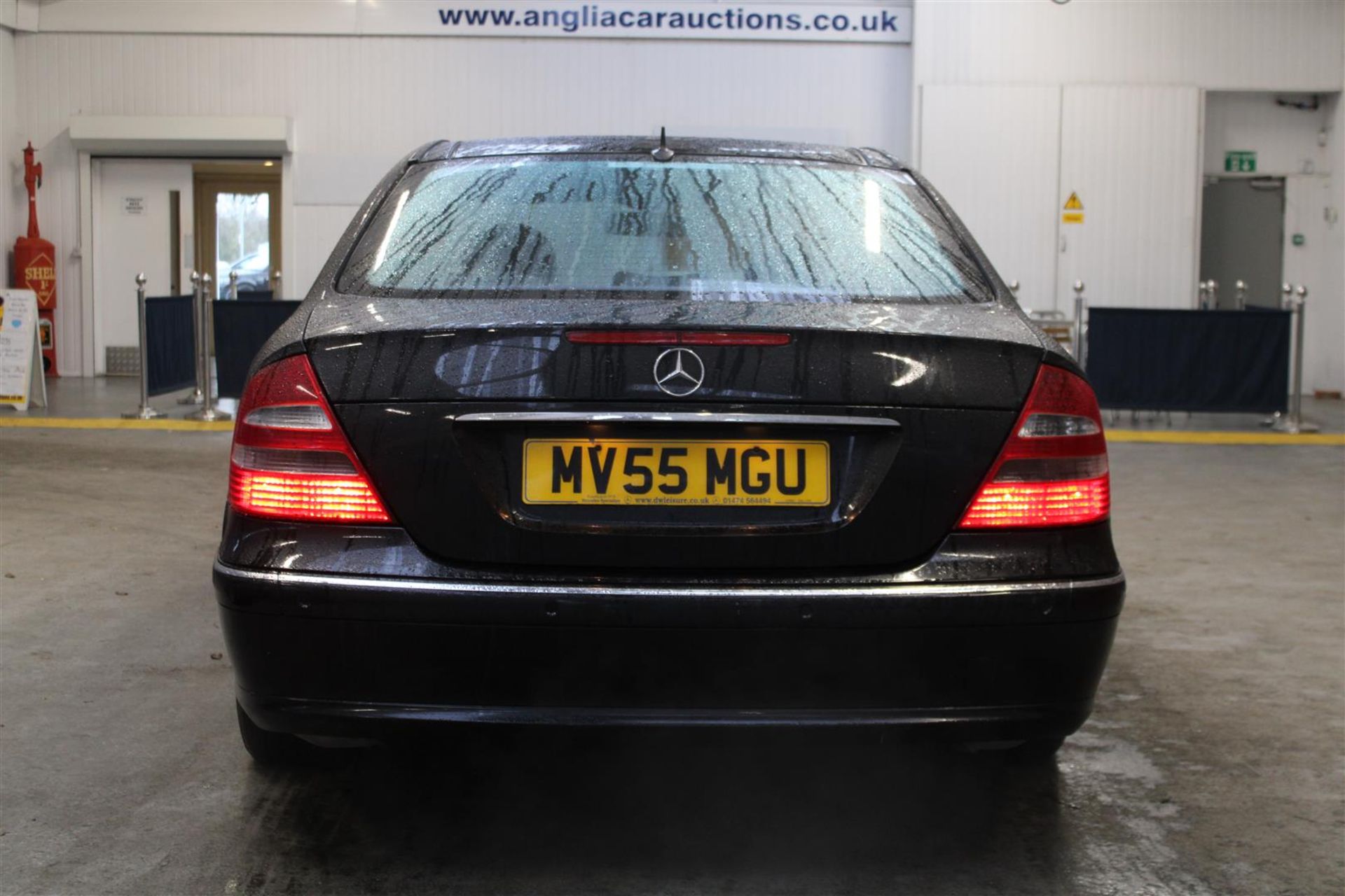 55 05 Mercedes E320 CDi Avant - Image 6 of 20