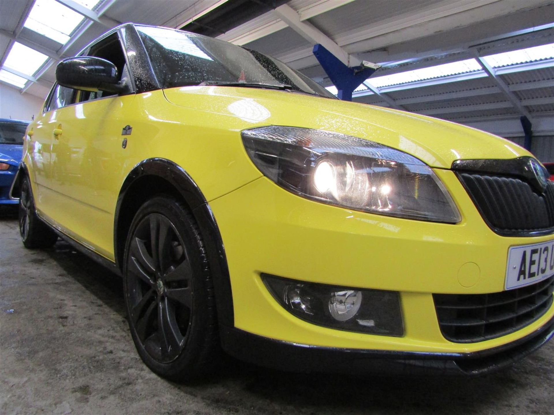 13 13 Skoda Fabia Monte Carlo TDi CR - Image 15 of 22