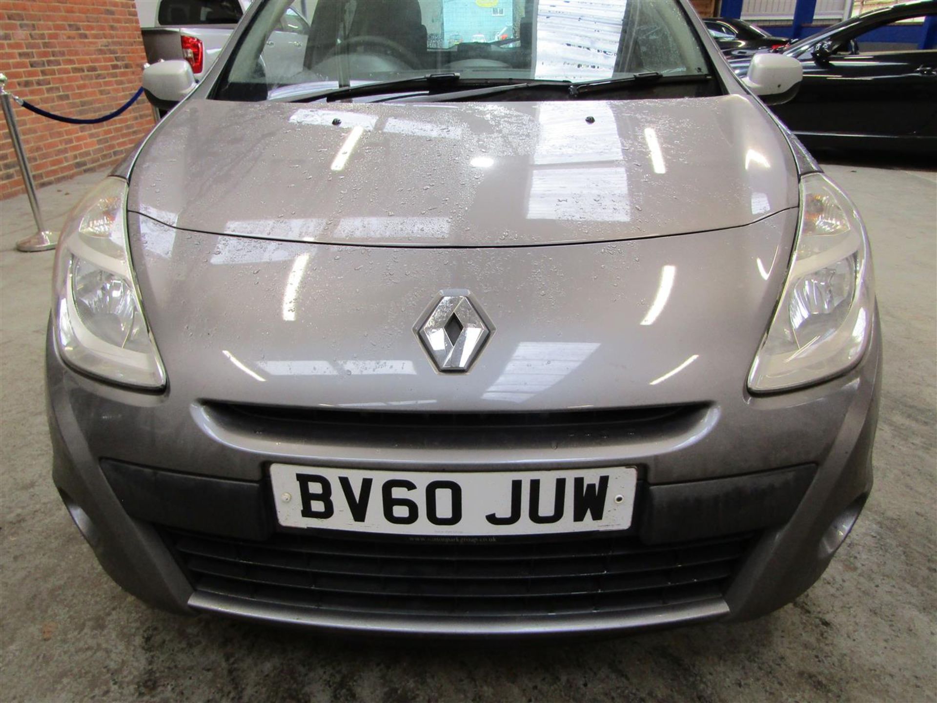 60 10 Renault Clio I-Music 16v - Image 5 of 21