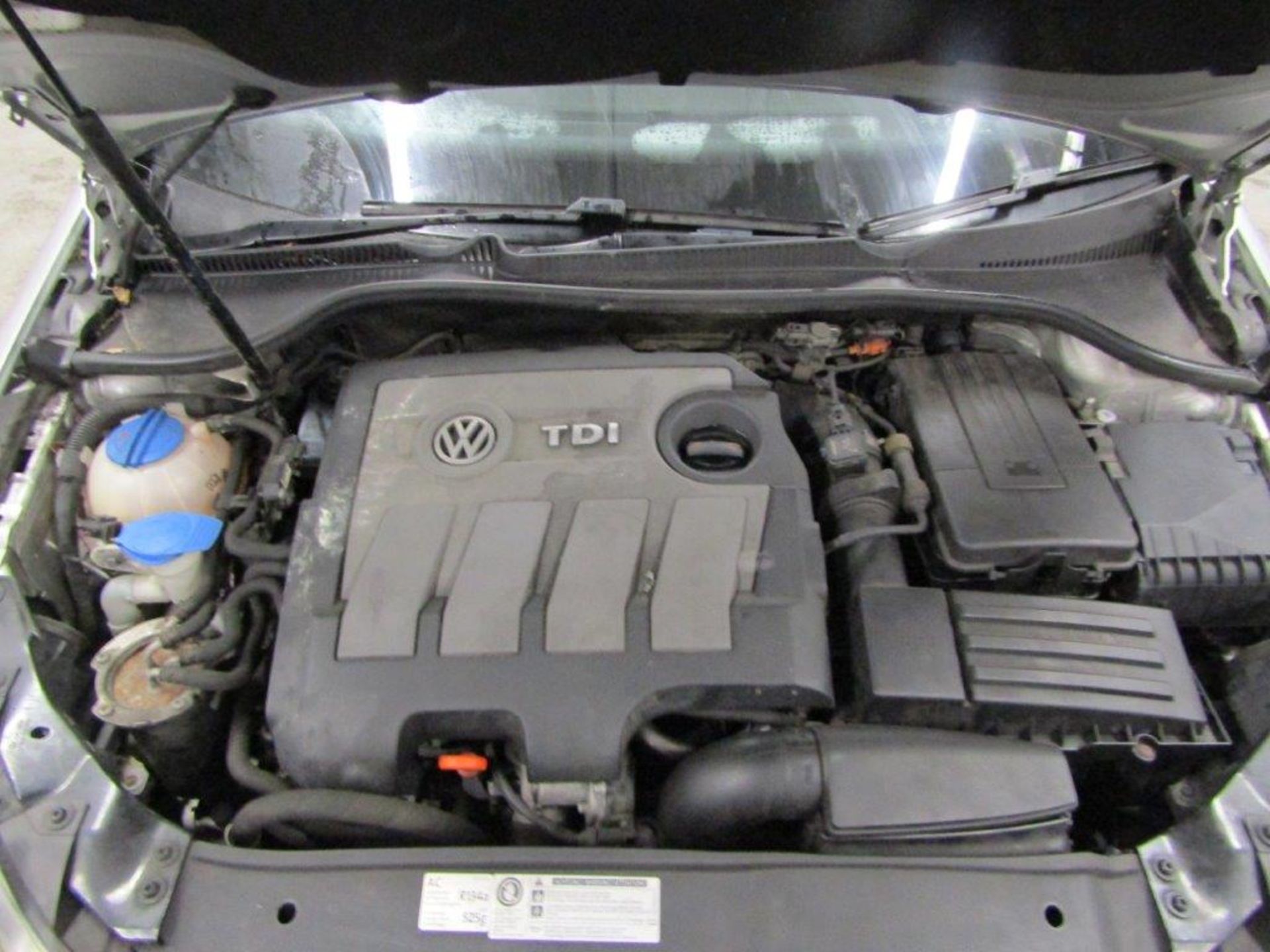 12 12 VW Golf Match TDi - Image 8 of 23