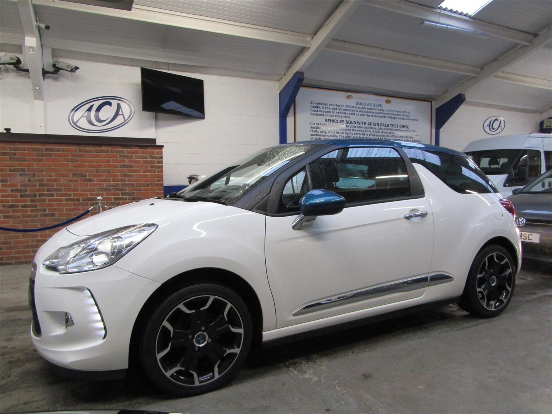 15 15 Citroen DS3 DStyle Puretech