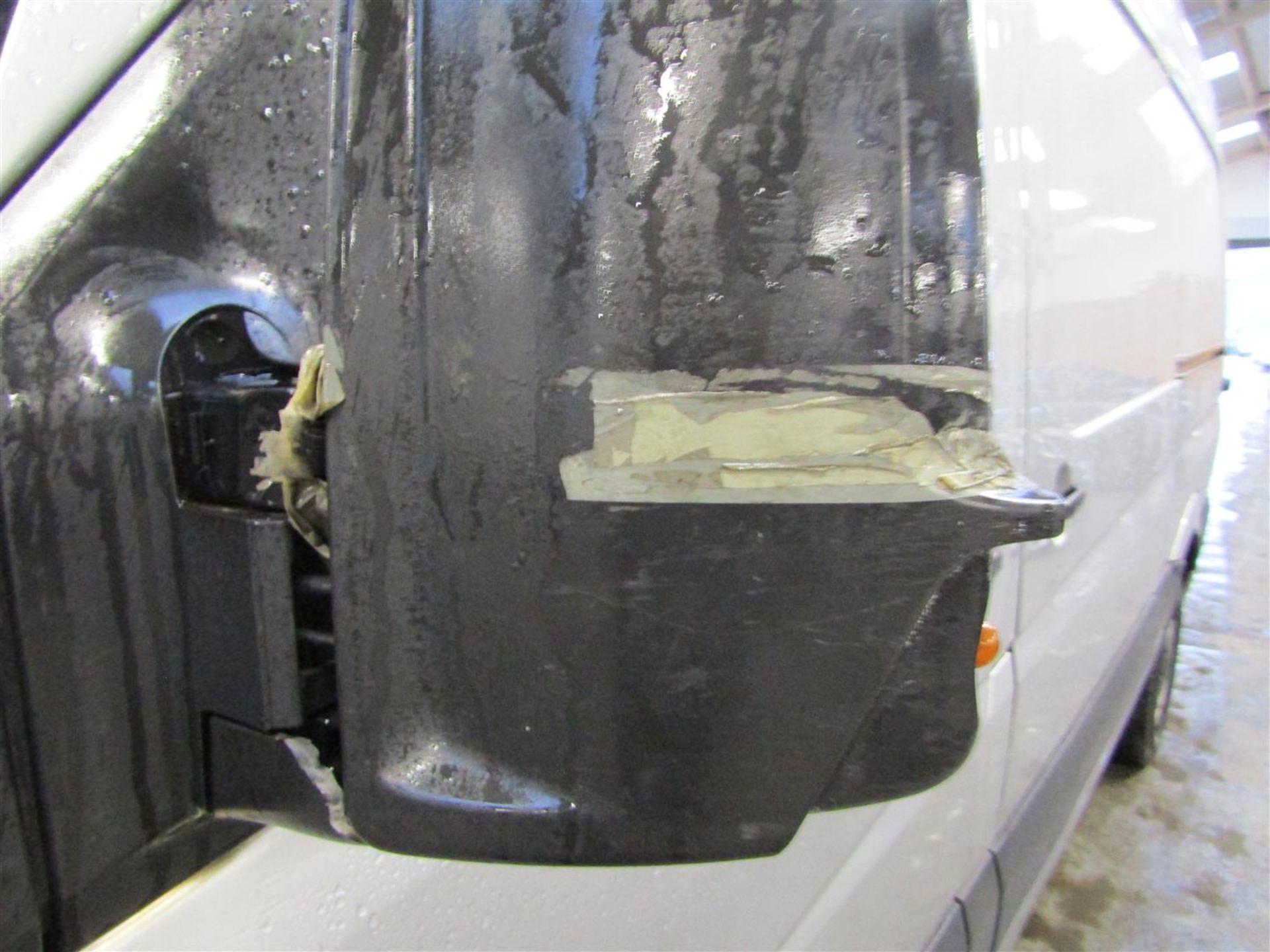 15 15 VW Crafter CR35 TDi - Image 14 of 27