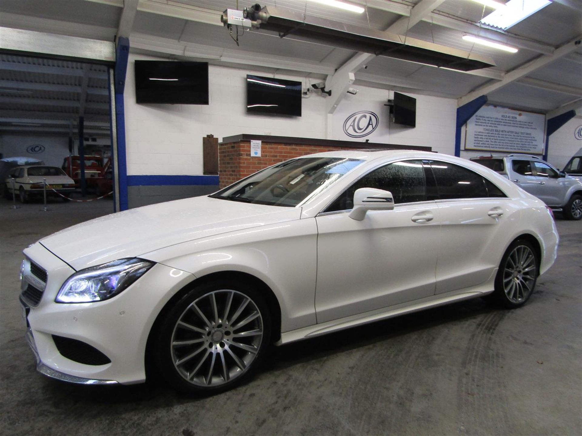 15 15 Mercedes CLS220 AMG Line Prem