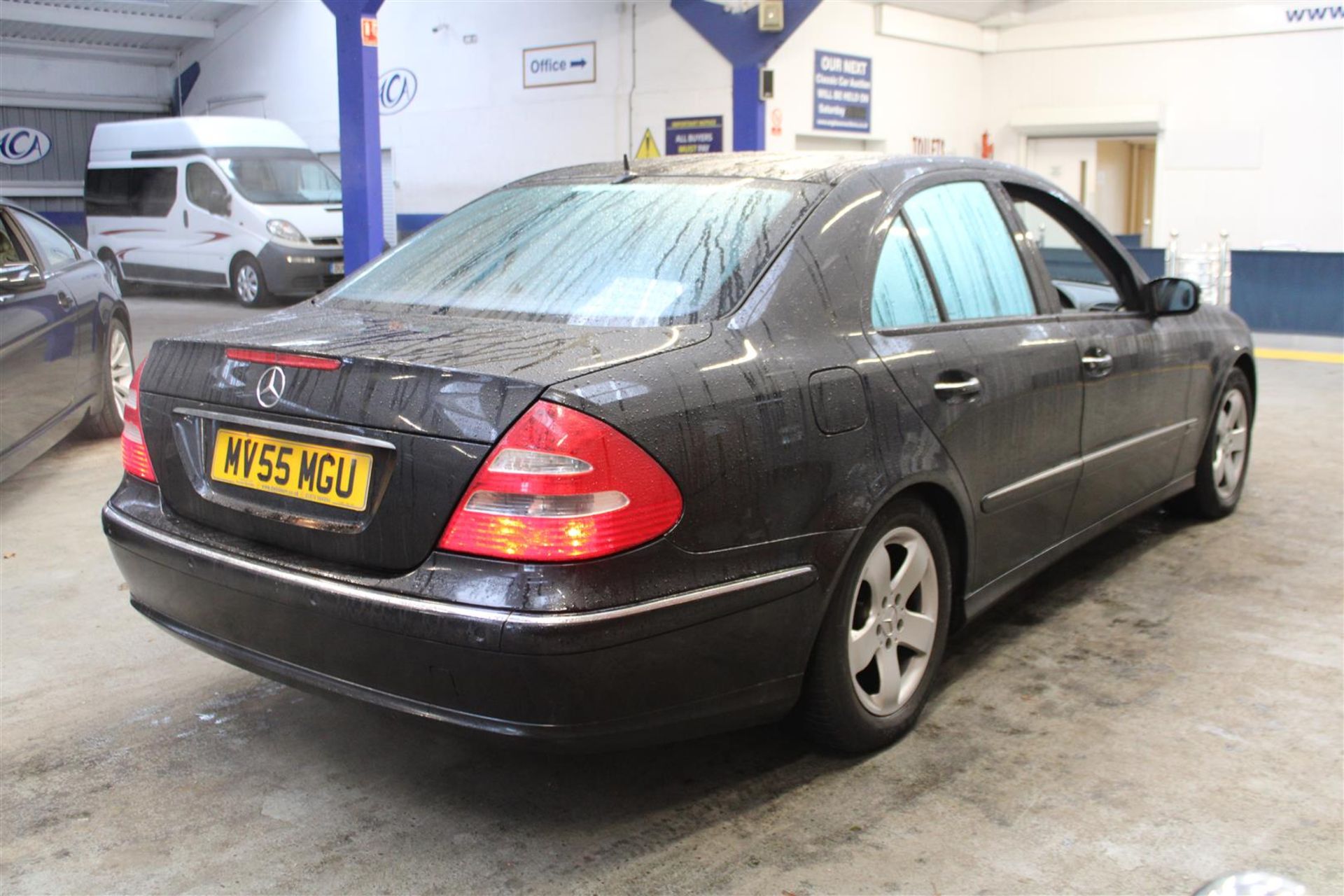 55 05 Mercedes E320 CDi Avant - Image 4 of 20