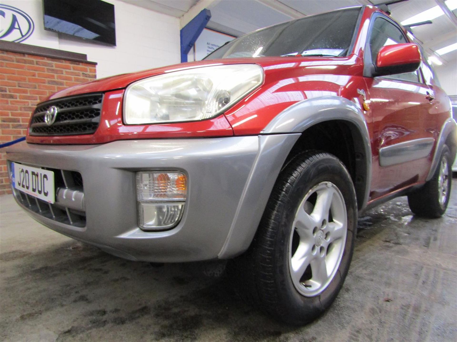 53 03 Toyota RAV4 NRG VVTi - Image 9 of 20