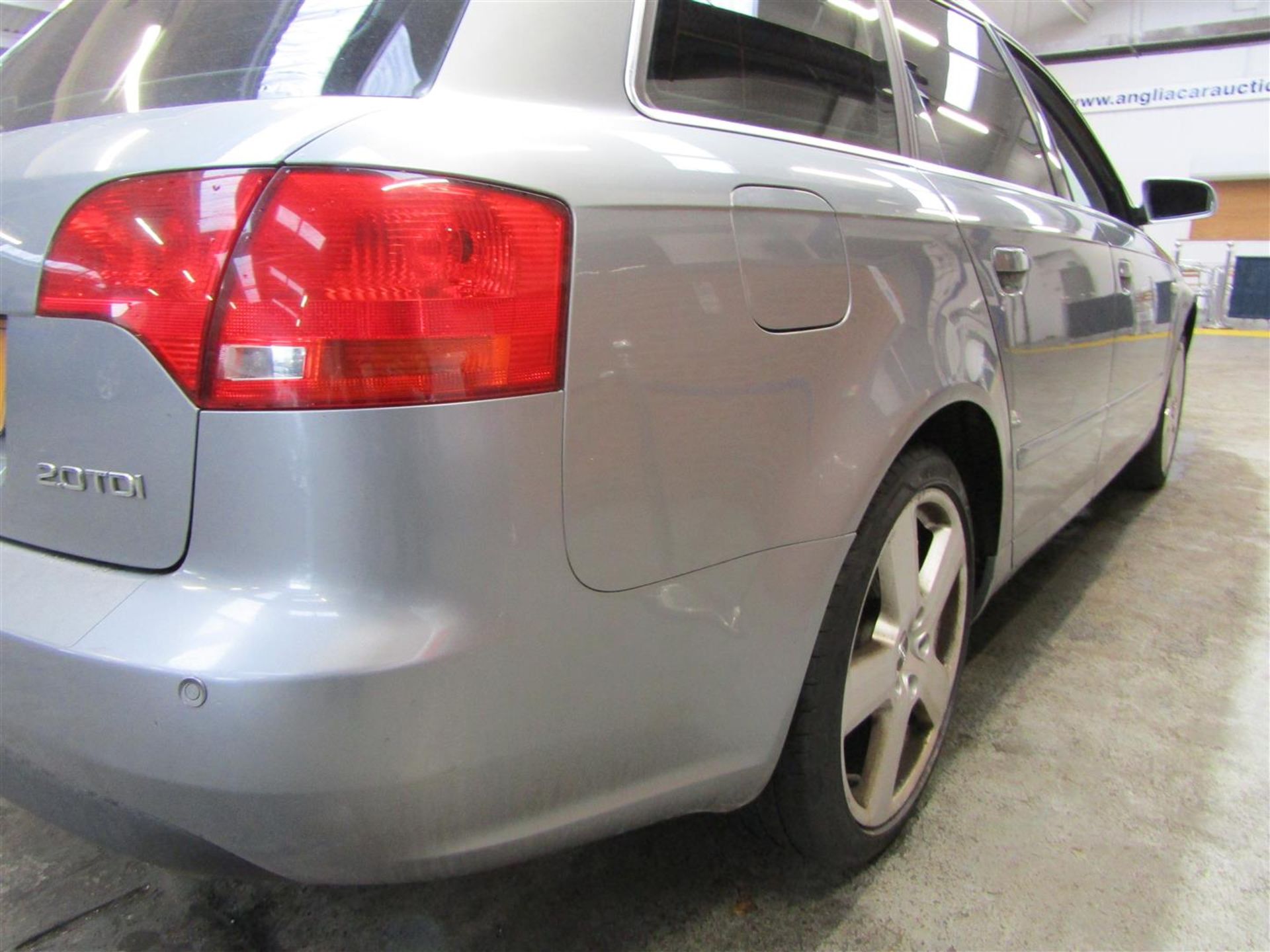 55 05 Audi A4 SE TDi CVT - Image 3 of 22