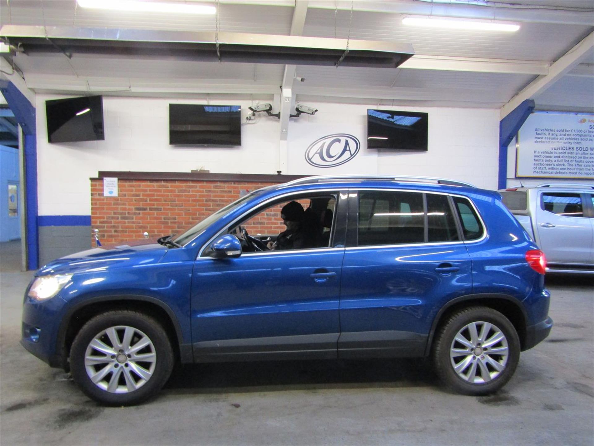 58 08 VW Tiguan SE TDi 140 - Image 2 of 27