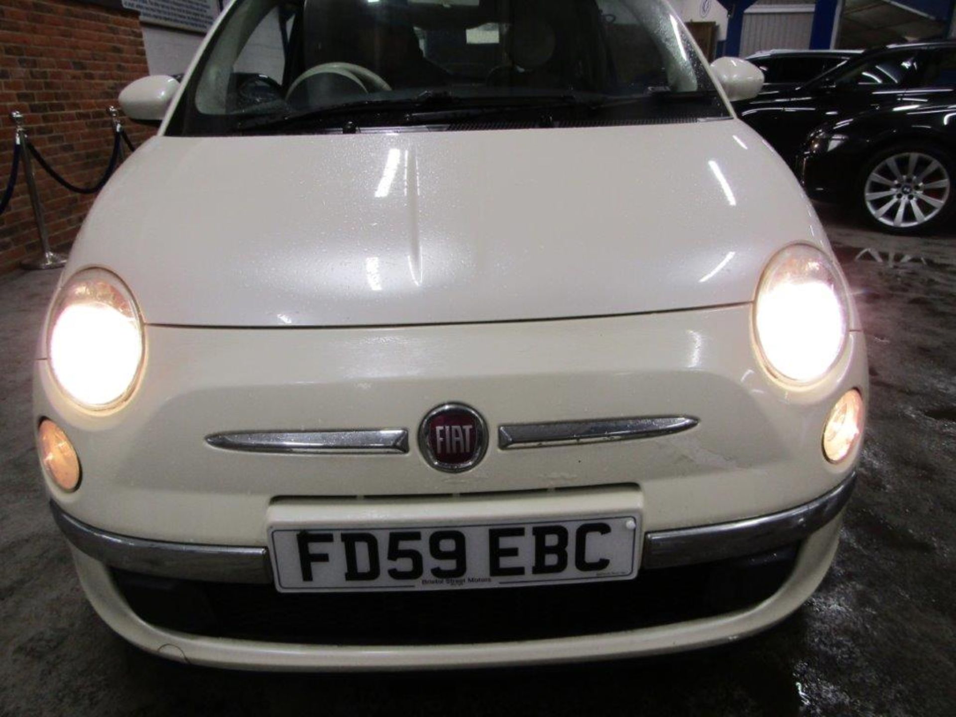 59 10 Fiat 500 Lounge - Image 3 of 24