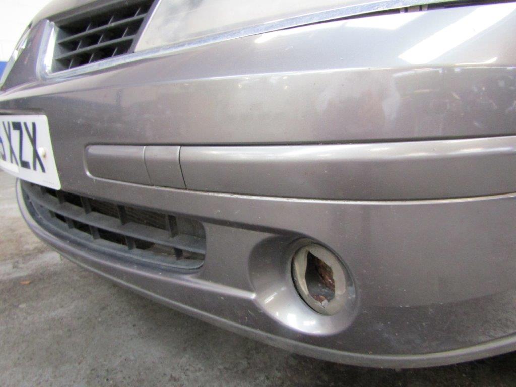 55 05 Renault Laguna Dyn DCI 120 - Image 14 of 17