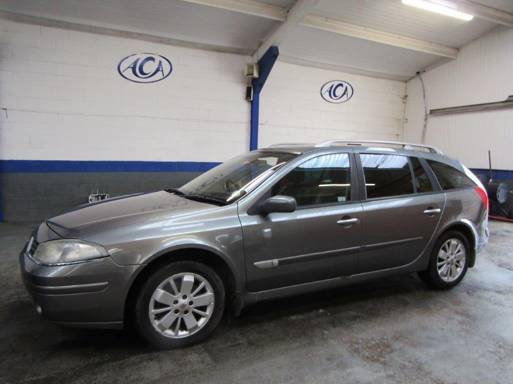 55 05 Renault Laguna Dyn DCI 120