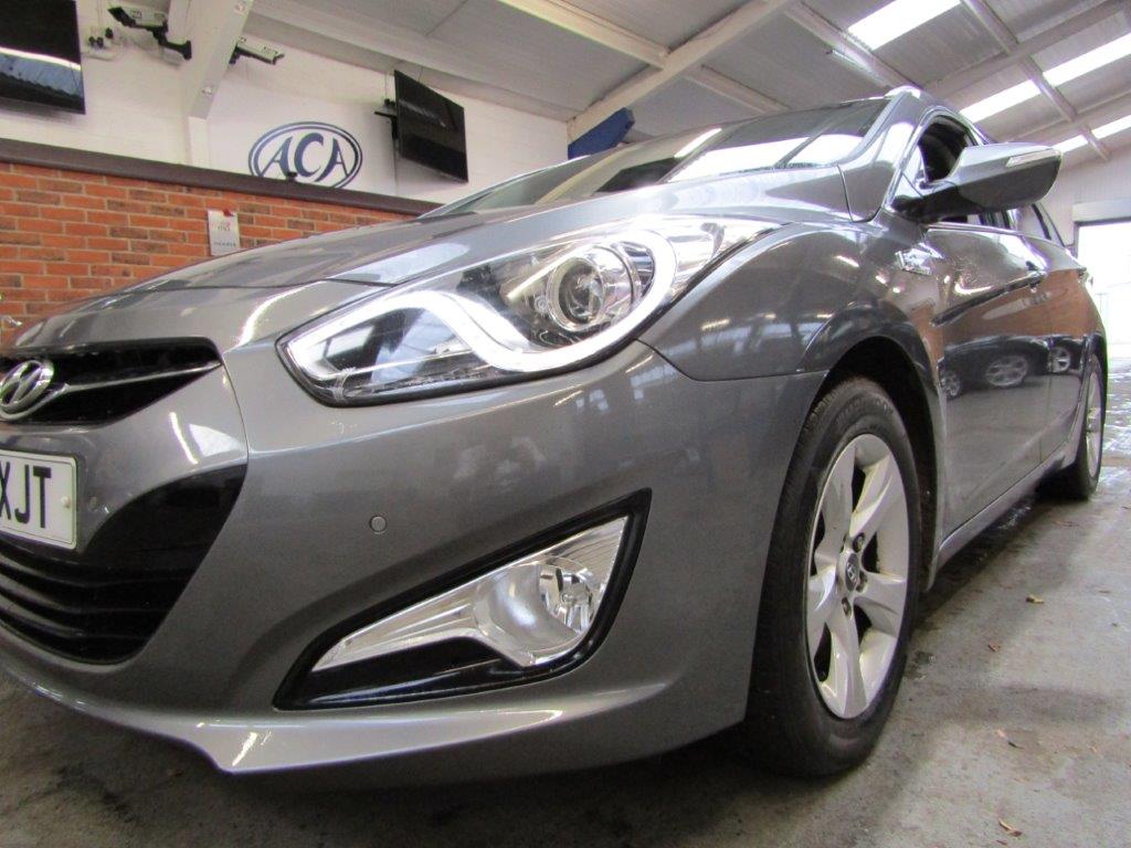 15 15 Hyundai I40 Premium Blue Drive - Image 13 of 23