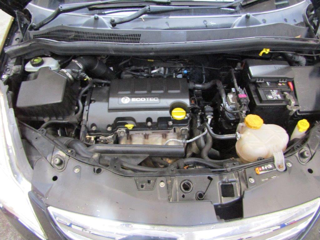 62 13 Vauxhall Corsa SE - Image 10 of 21