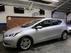 62 12 Kia Ceed 2 CRDi Auto