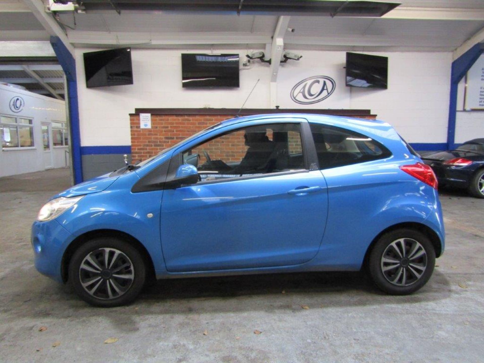 10 10 Ford Ka Edge - Image 2 of 17