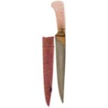 A 19TH CENTURY PINK QUARTZ OTTOMAN KARD, 21.75cm damascus blade decorated at the forte with a