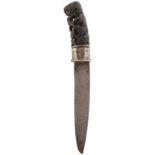 A 19TH CENTURY BURMESE DHA OR SHORT DAGGER, 17cm slightly curved blade, characteristic white metal
