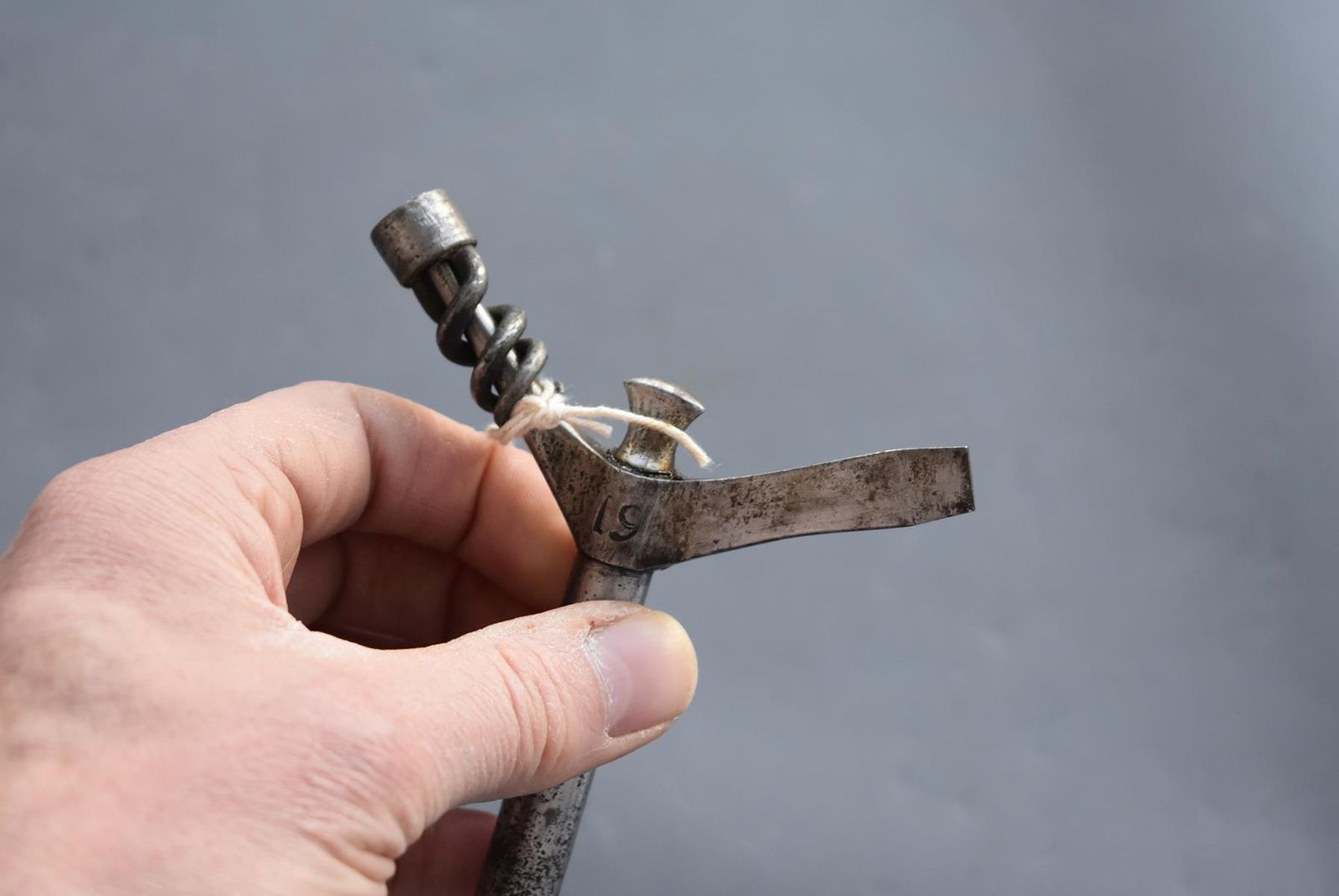 A VICTORIAN PERCUSSION ENFIELD PRIVATE'S COMBINATION TOOL, turnscrew, pricker, nipple key, oil - Image 5 of 5