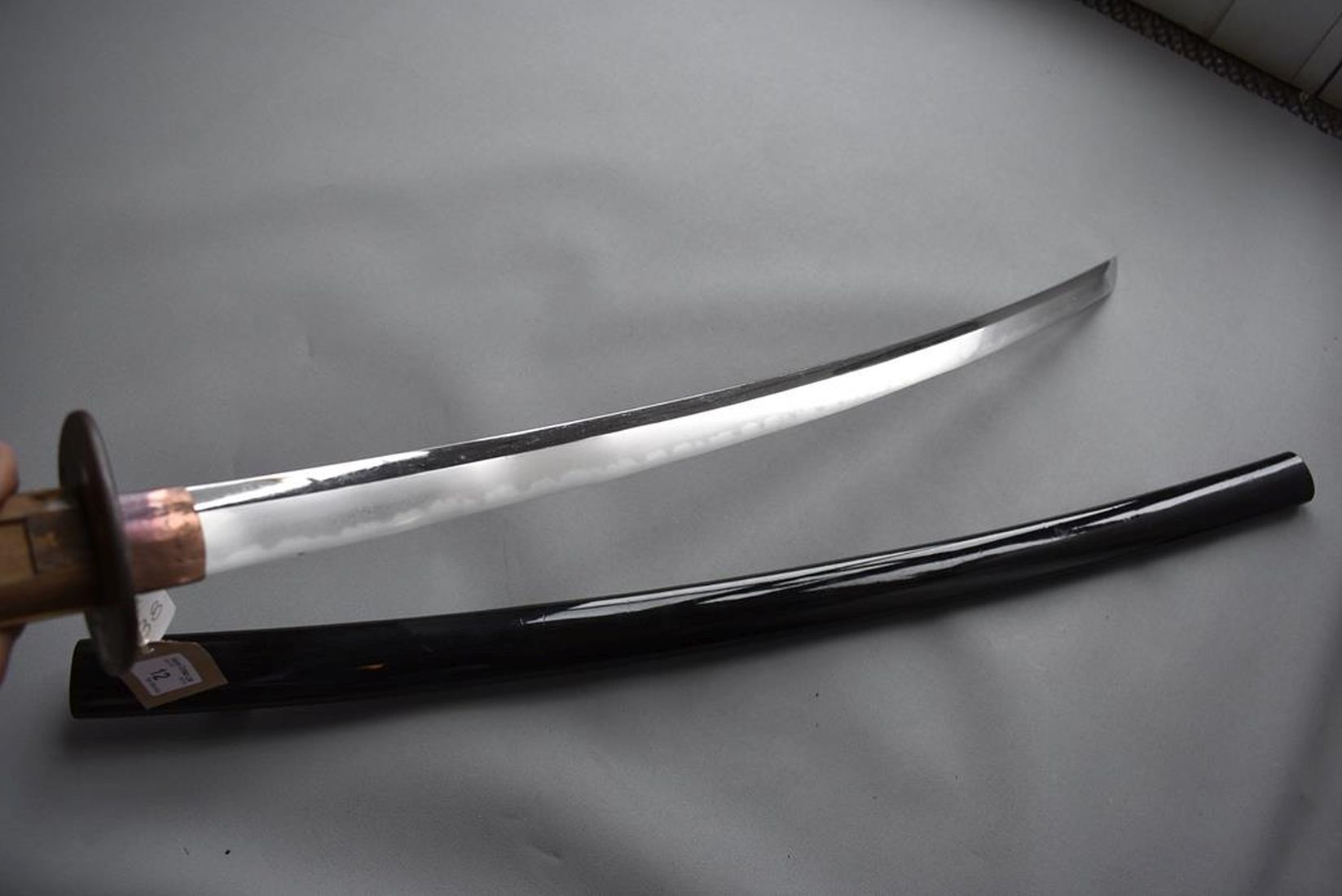 A KATANA, 71.2cm Shinto blade with one mekugi-ana, signed Bishu Osafune Chikakage, midare hamon, - Image 4 of 15