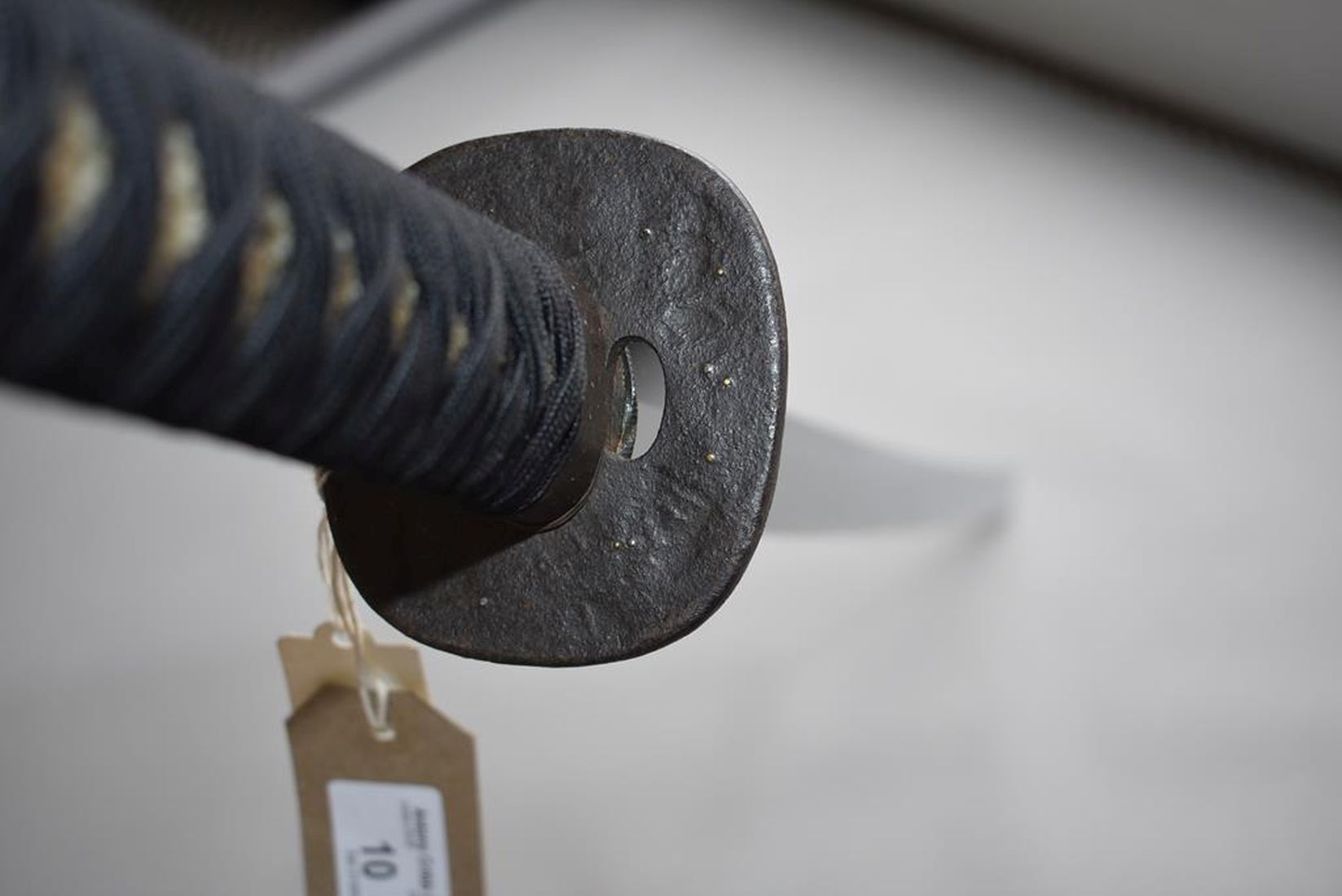 A KATANA, 70.2cm Shin-shinto blade with one mekugi-ana, signed Ashu ju Yamaguchi Kunichika saku - Image 13 of 16