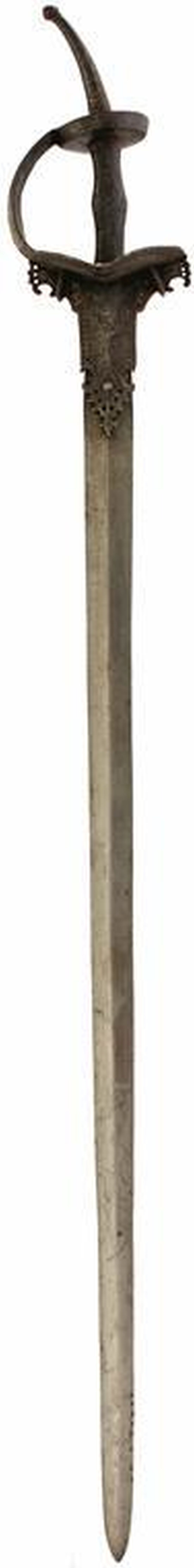 AN 18TH CENTURY INDIAN FIRANGI OR SWORD, 84cm blade, the reinforced forte decorated with geometric