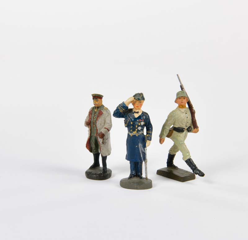 Elastolin/Lineol, Admiral Raeder, Hindenburg + soldier, Germany pw, 7,5 cm, composite, min. paint