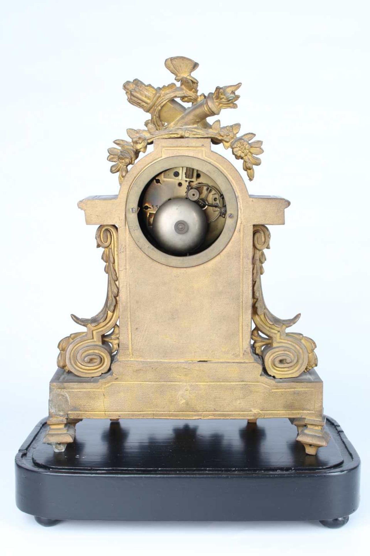 Französische Kaminuhr mit Porzellaneinlagen, 19. Jahrhundert, french mantel clock 19th century, - Image 7 of 8