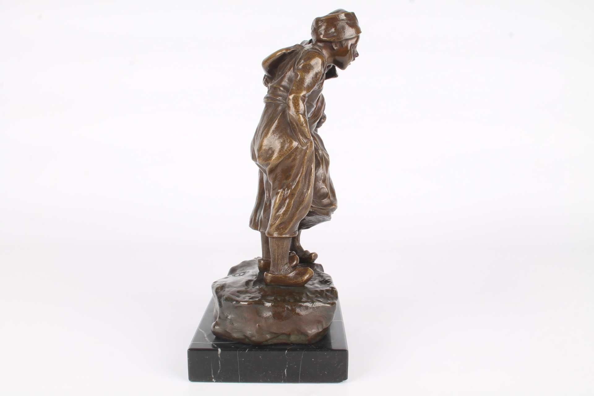 Bronze Figurengruppe by Martin & Piltzing Berlin, the secret figurine, - Bild 3 aus 6