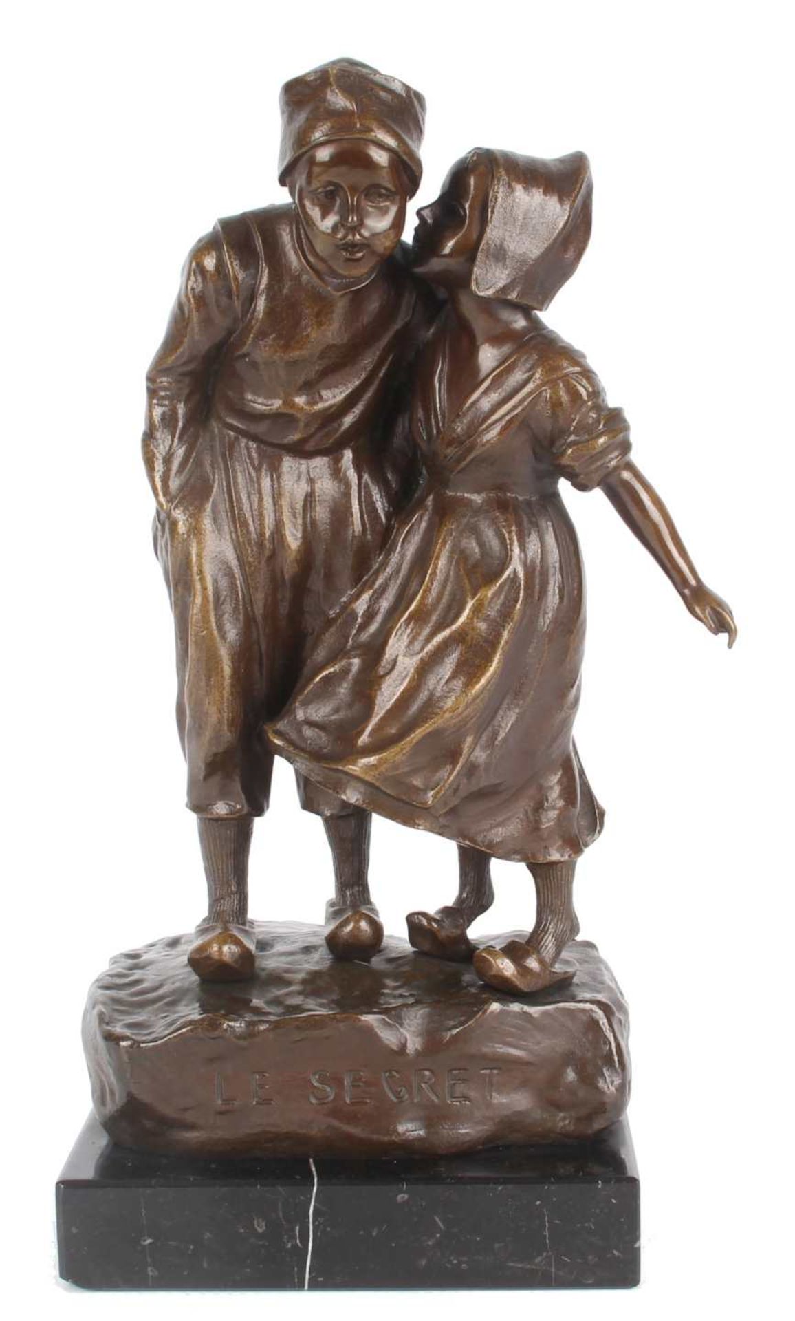 Bronze Figurengruppe by Martin & Piltzing Berlin, the secret figurine,