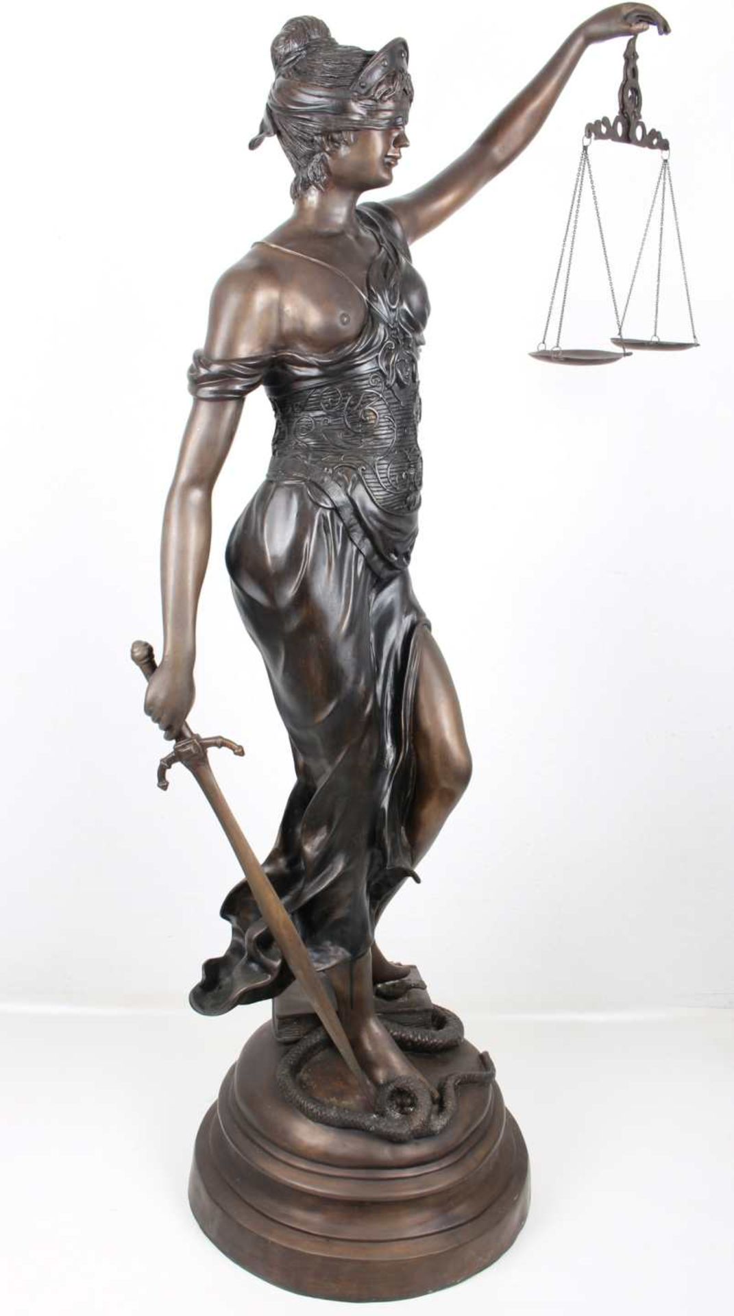 Übergroße Bronze Skulptur Justitia H 168 cm, XXL bronze of the Lady Justice H 168 cm, - Image 4 of 7