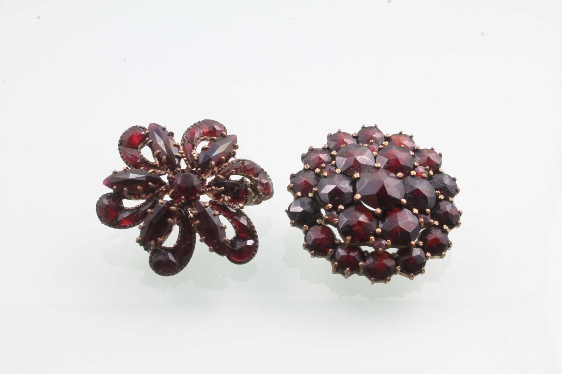 6-teiliger Konvolut Granatschmuck, teils antik, lot of garnet jewelry, partly antique, - Image 4 of 6