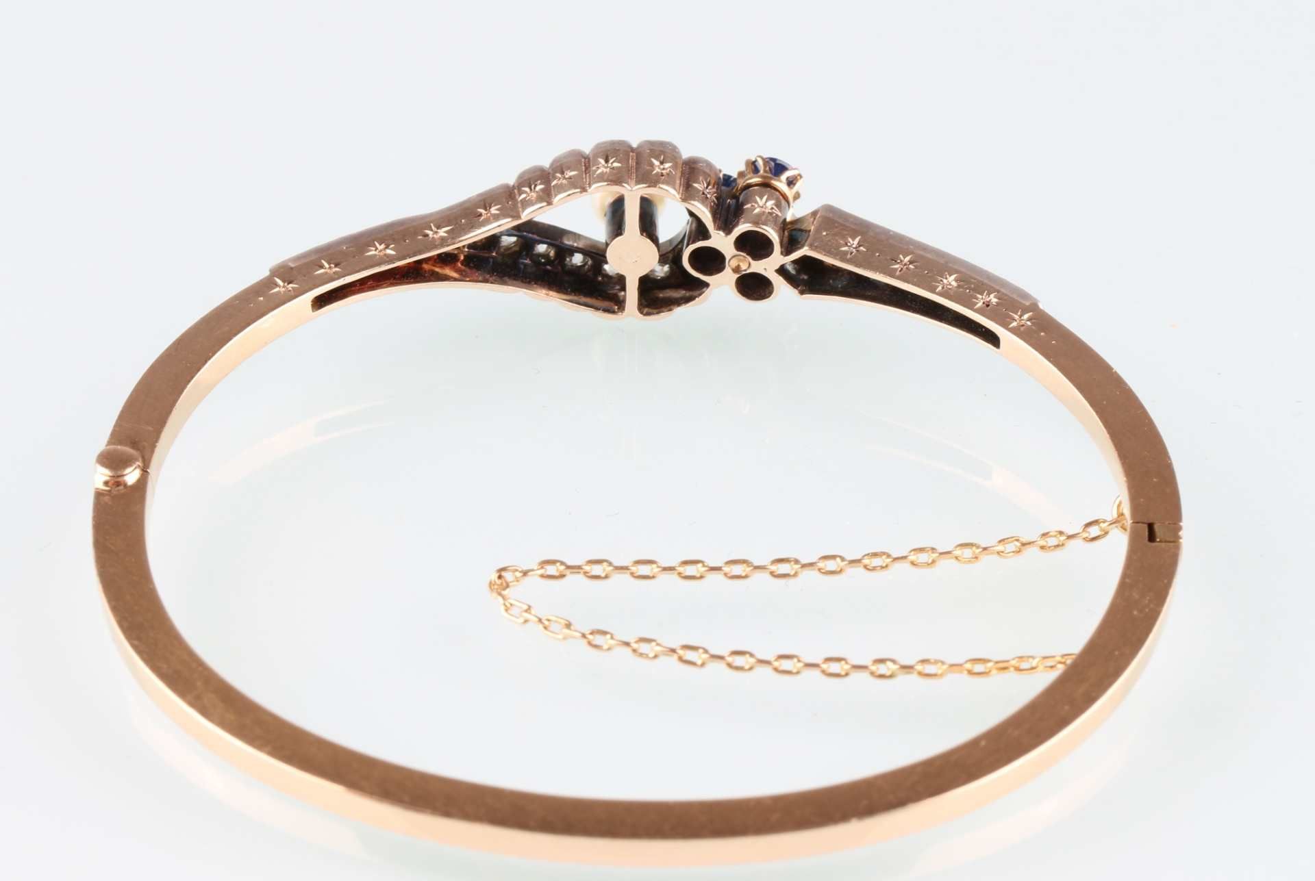 Art Deco 750 Gold Armreif mit Diamanten, Saphiren und Perle, gold bracelet diamonds sapphire pearl, - Image 4 of 7