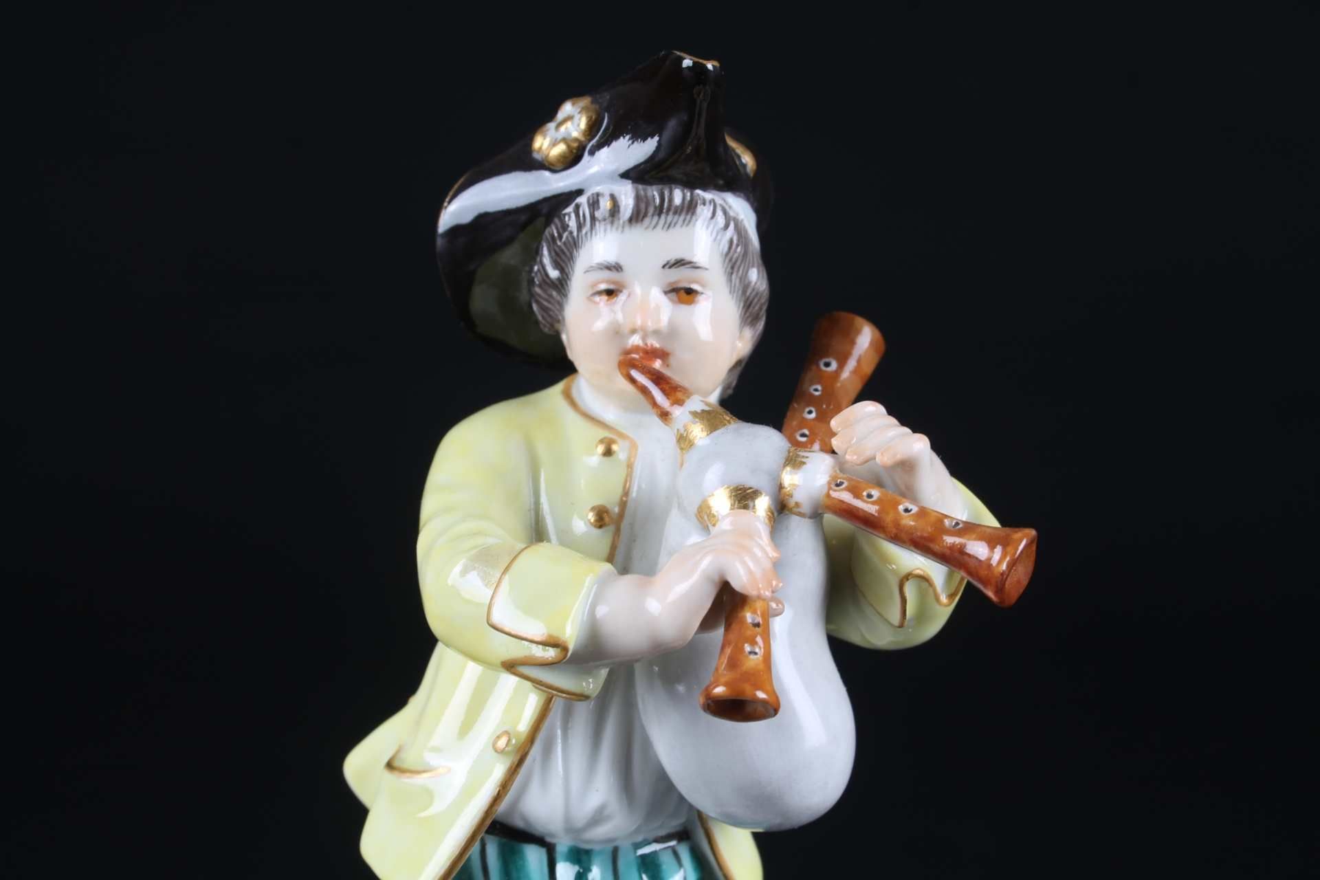 Meissen Gärtnerkind mit Dudelsack, gardeners child with bagpipe, - Image 5 of 6