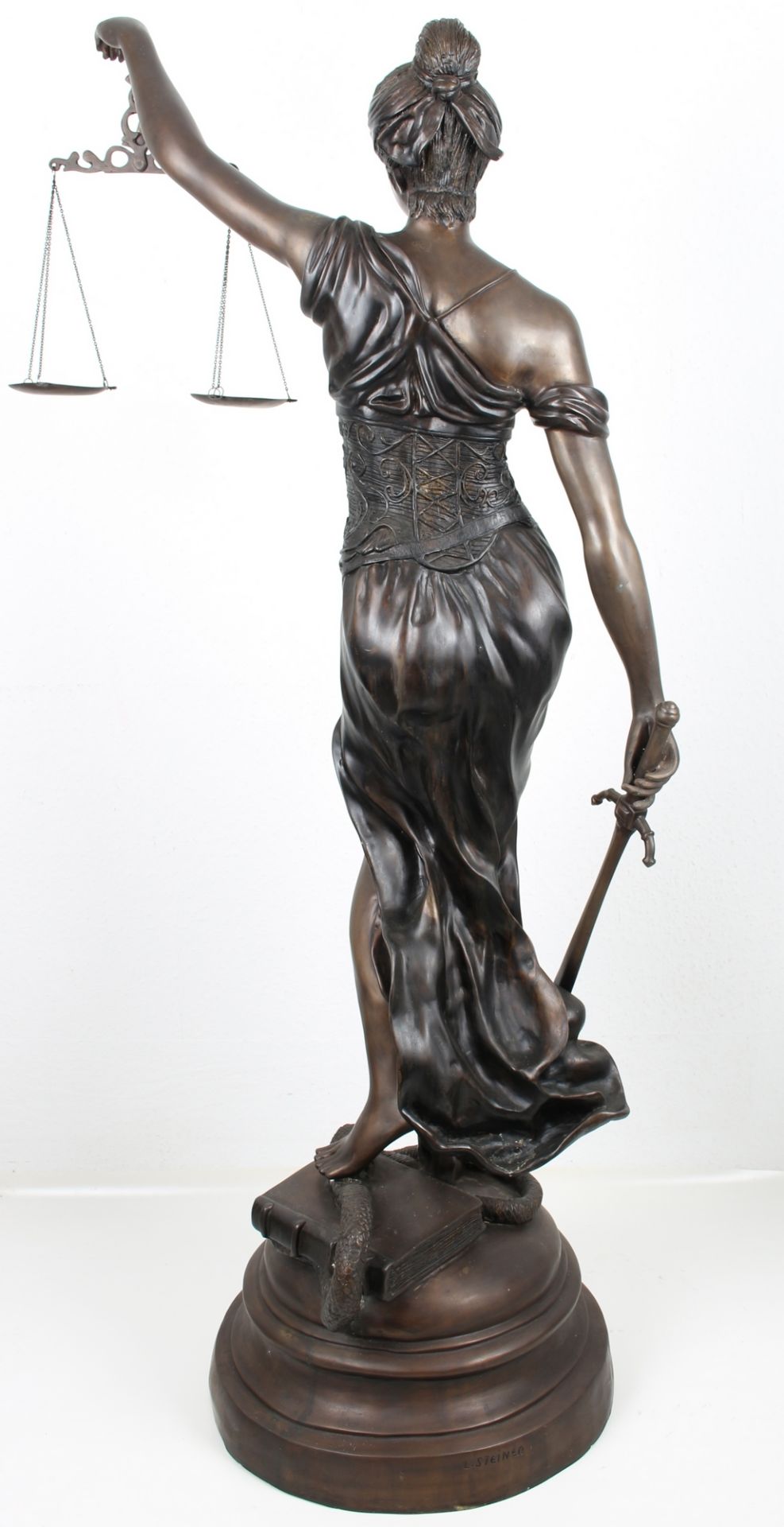 Übergroße Bronze Skulptur Justitia H 168 cm, XXL bronze of the Lady Justice H 168 cm, - Image 6 of 7