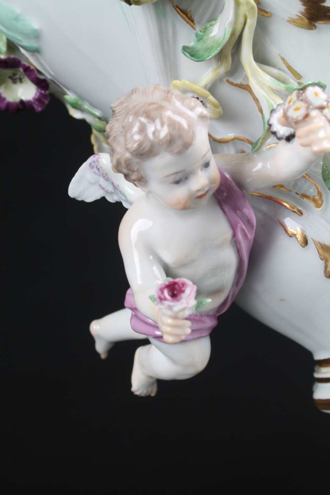 Meissen Potpourri Vase mit Putten, porcelain potpourri vase with cherubs, - Image 10 of 12